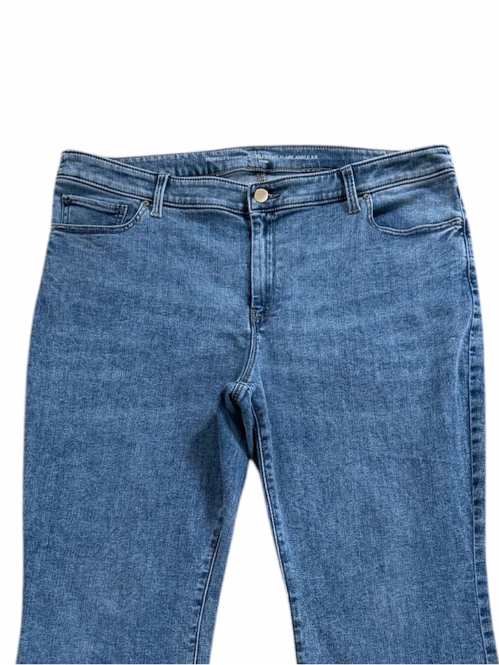 Chico's Perfect Stretch Girlfriend Flare Ankle Jeans Size18 (3.5 Chico's Sizing) - Picture 3 of 12